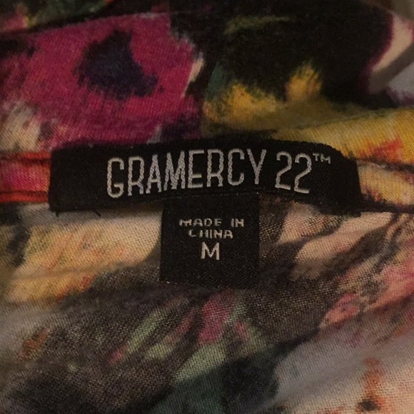 Gramercy 22 floral light weight cardigan - Picture 7 of 8